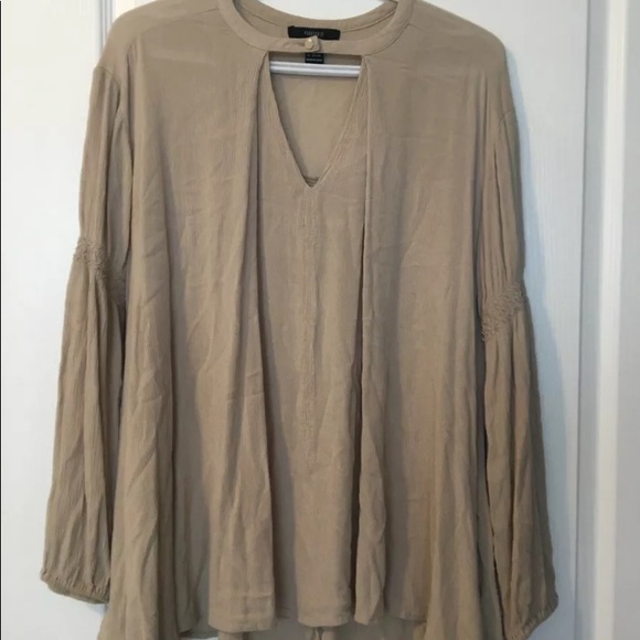 Forever 21 Women’s Long Sleeve Top Medium Size - Picture 1 of 4
